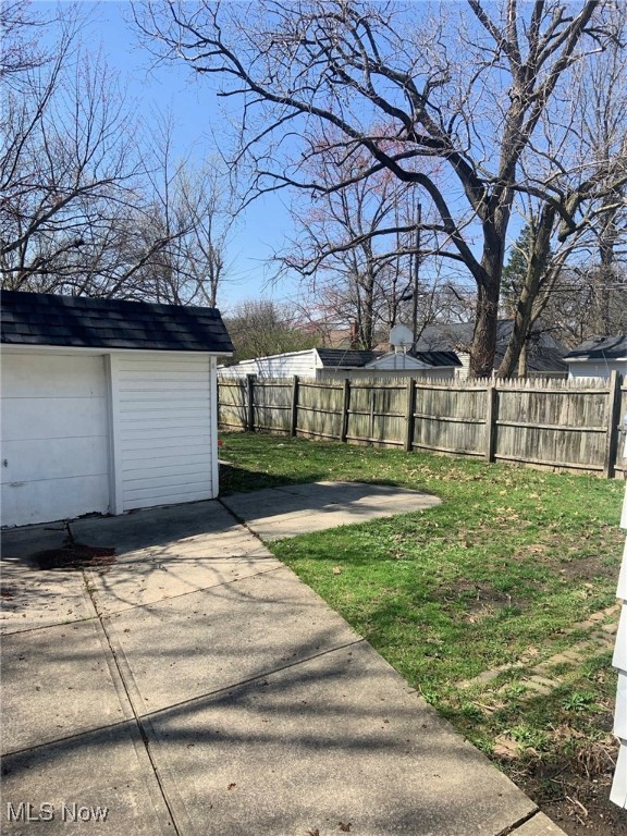 South Euclid, Ohio 44121, United States, 3 Bedrooms Bedrooms, ,1 BathroomBathrooms,Residential,Pending,121394