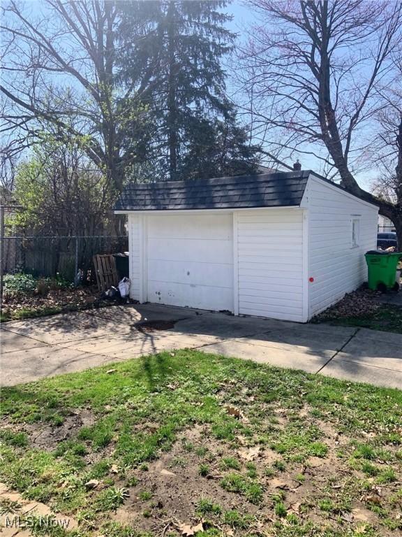 South Euclid, Ohio 44121, United States, 3 Bedrooms Bedrooms, ,1 BathroomBathrooms,Residential,Pending,121394