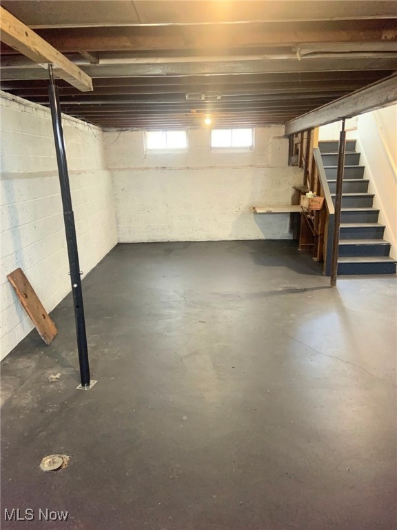 South Euclid, Ohio 44121, United States, 3 Bedrooms Bedrooms, ,1 BathroomBathrooms,Residential,Pending,121394