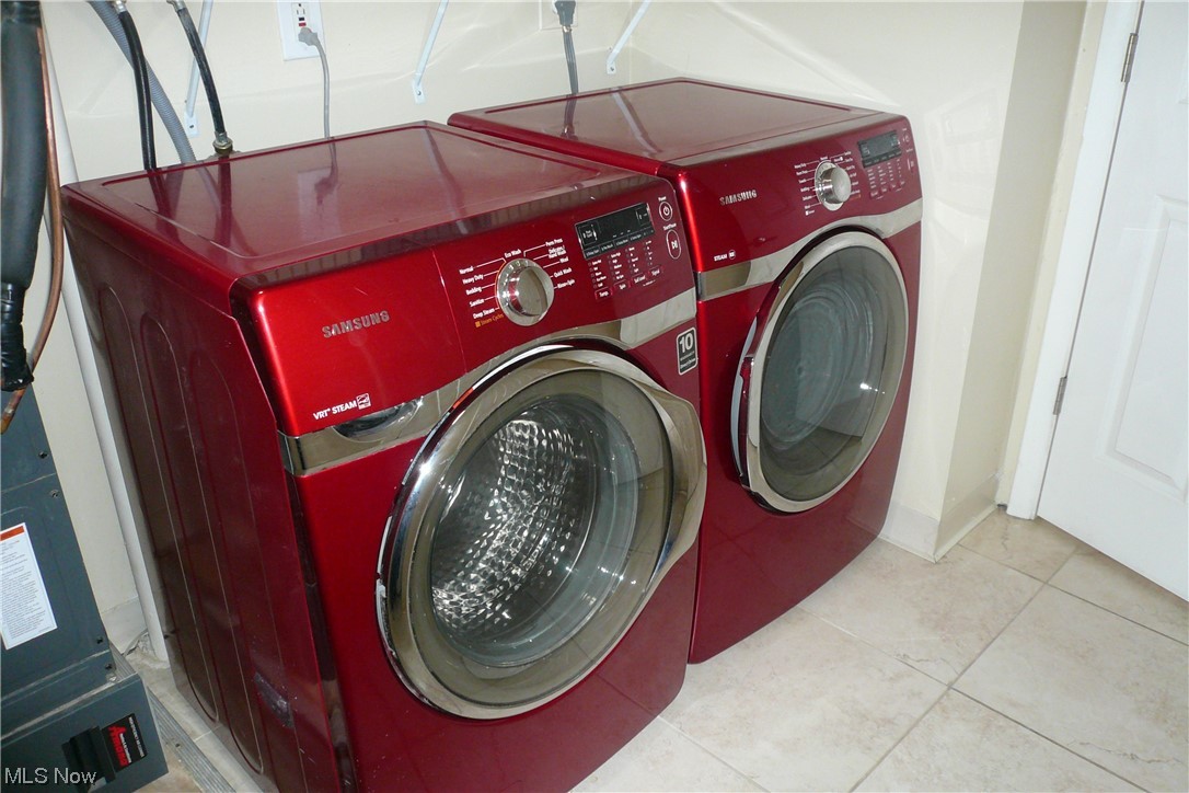 Harbour Light Condo 04 - Residential