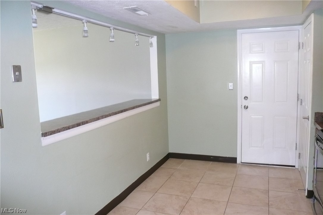 Harbour Light Condo 04 - Residential