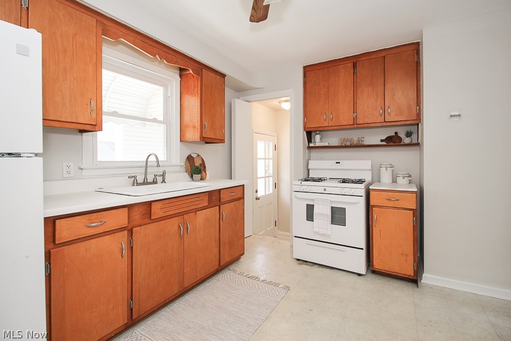 H A Stahl Props Cos Ridgewood - Residential