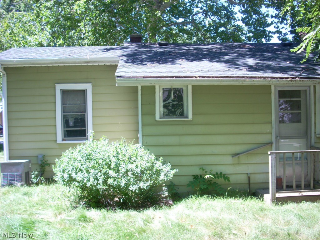 Willobee-On-The-Lake 01 - Residential