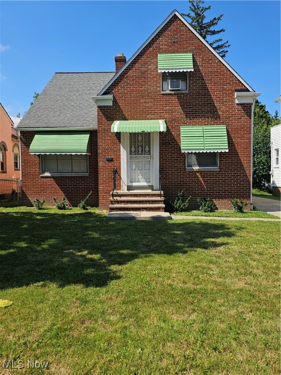 2232 S Taylor Road, Cleveland Heights, Ohio image 2