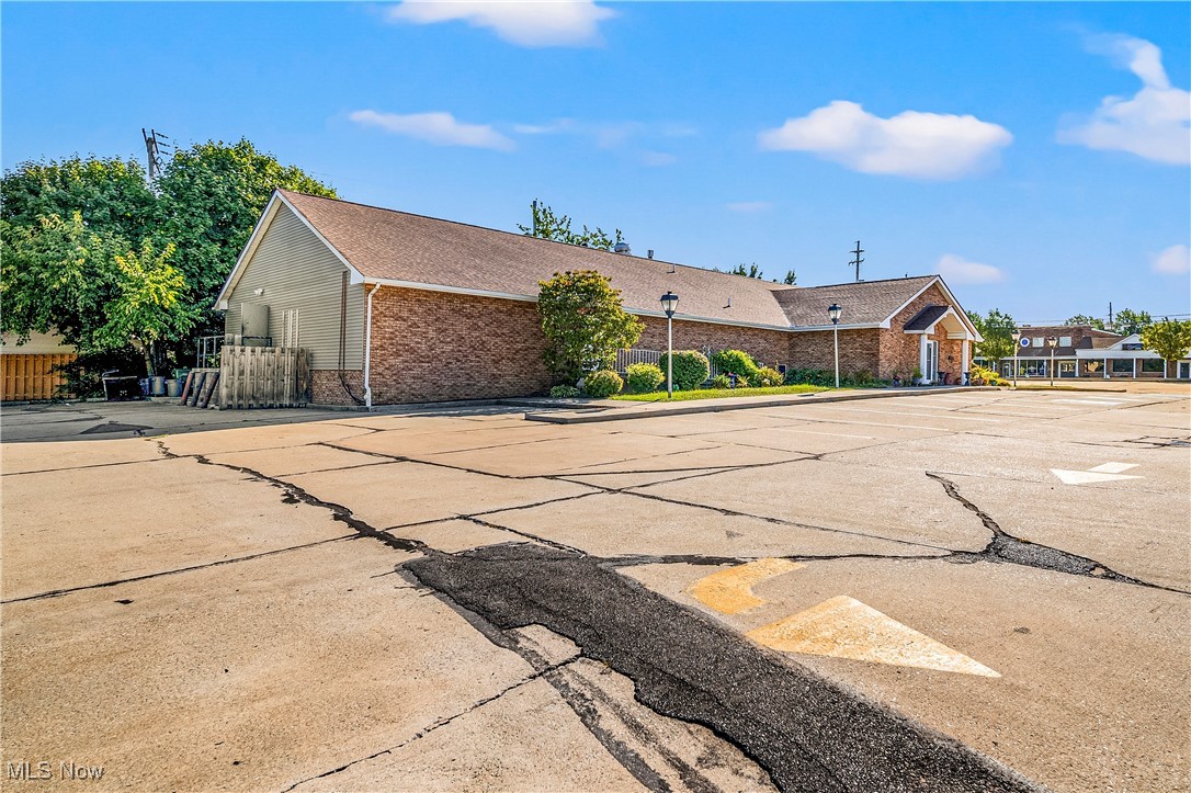 Euclid Ave Sub - Commercial Sale