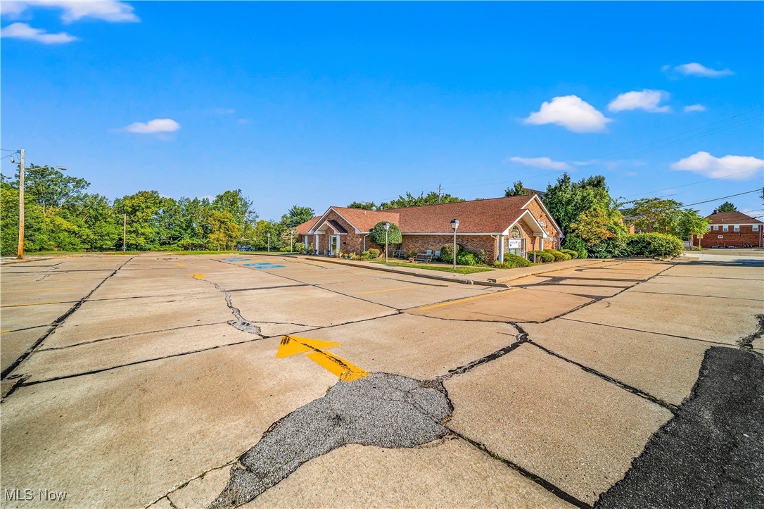 Euclid Ave Sub - Commercial Sale