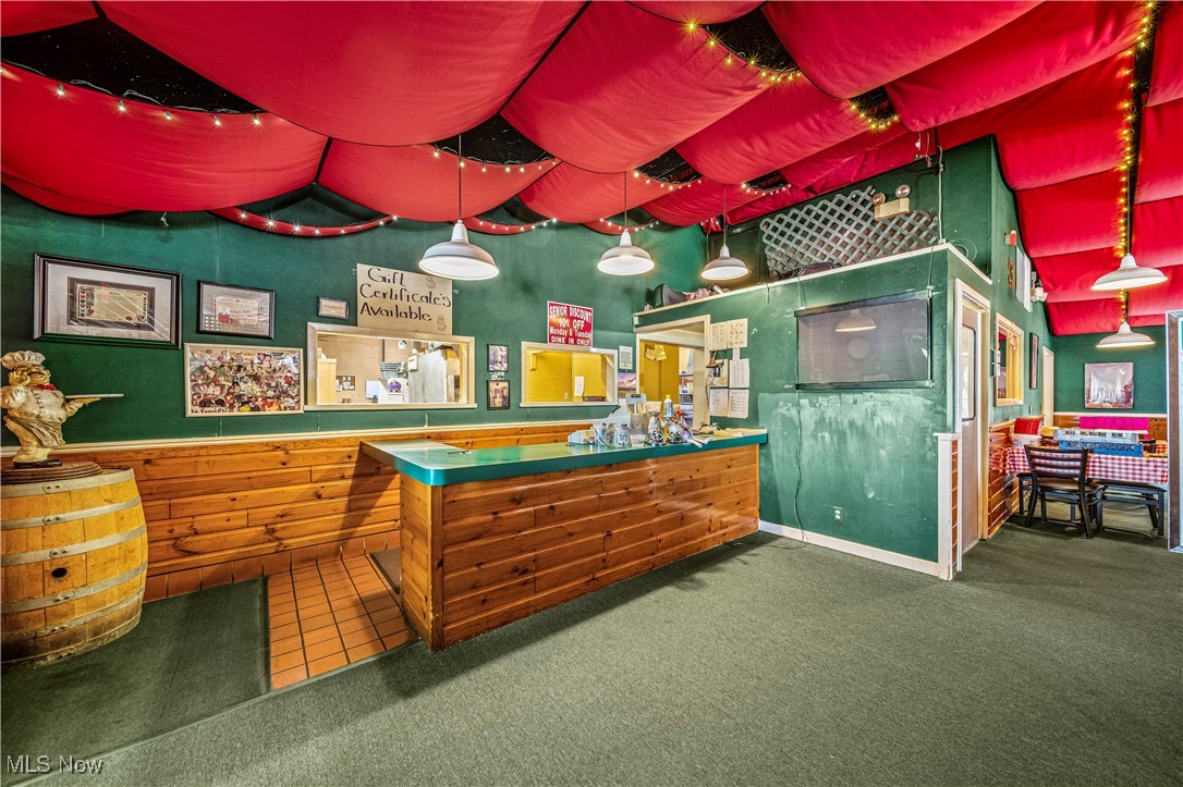 Euclid Ave Sub - Commercial Sale