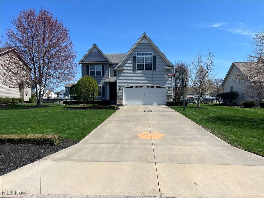 Beautiful 4 Bedroom / 2 Bathroom home in Carrousel Corners.  Tons of updates including furnace/ac, custom front door from Window World and over $5,000 in lighting.  Large, spacious, open floor plan with 4 large bedrooms and an additional 1,200+ square feet in basement currently used as a recreation room, laundry and storage.