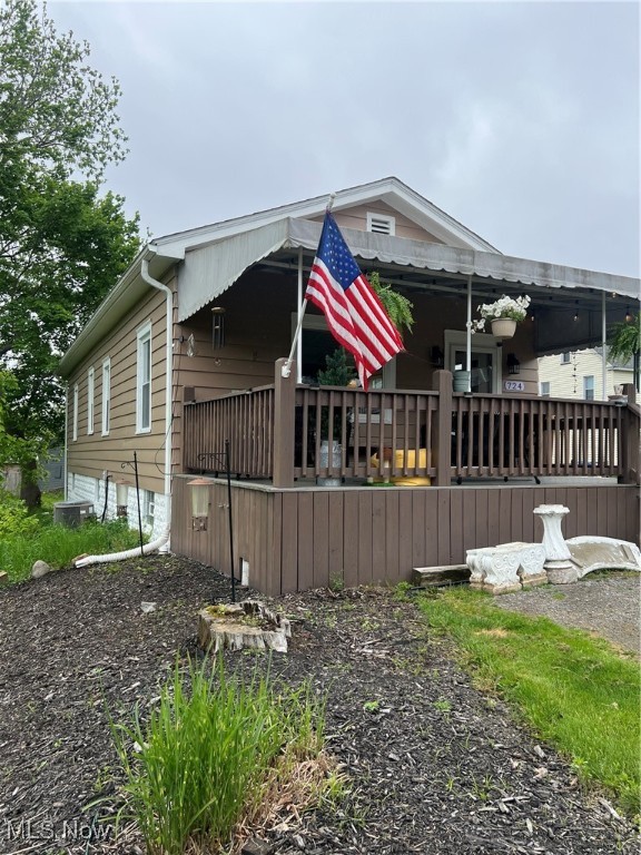 724 8th Street, Struthers, Ohio image 3