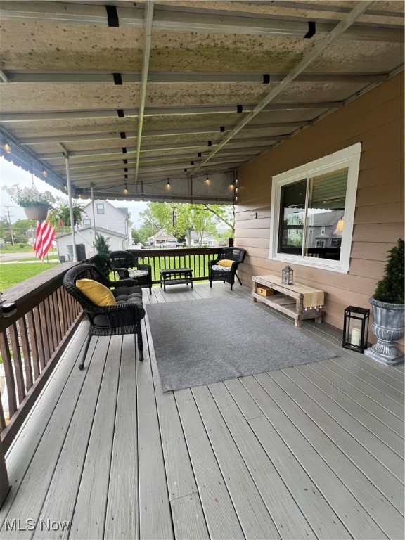 724 8th Street, Struthers, Ohio image 5