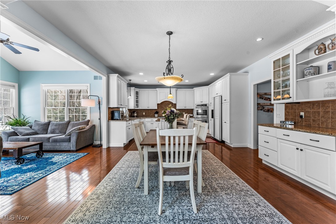6816 Kyle Ridge Pointe, Canfield, Ohio image 13