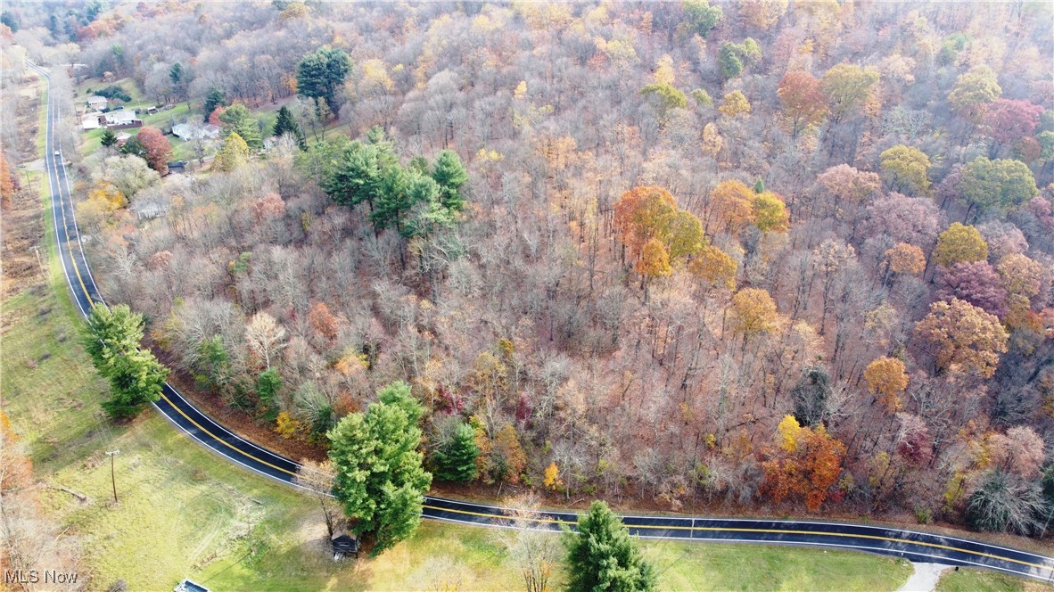 Hardins Run Road, New Cumberland, West Virginia image 13