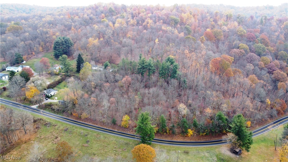 Hardins Run Road, New Cumberland, West Virginia image 4