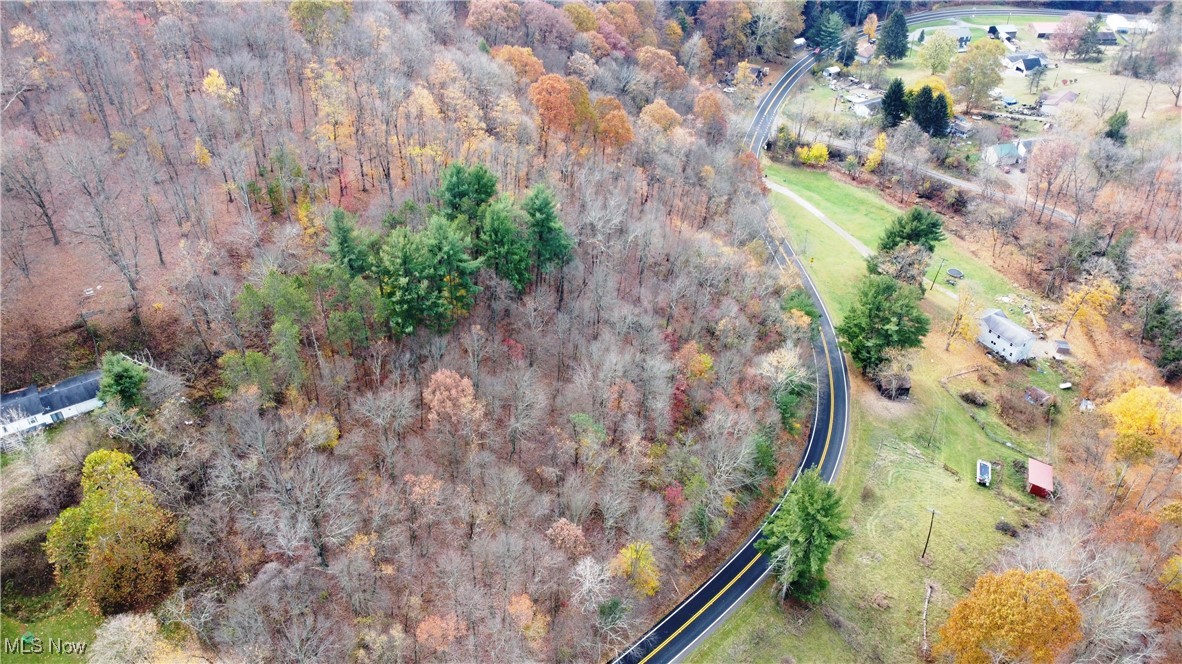 Hardins Run Road, New Cumberland, West Virginia image 8