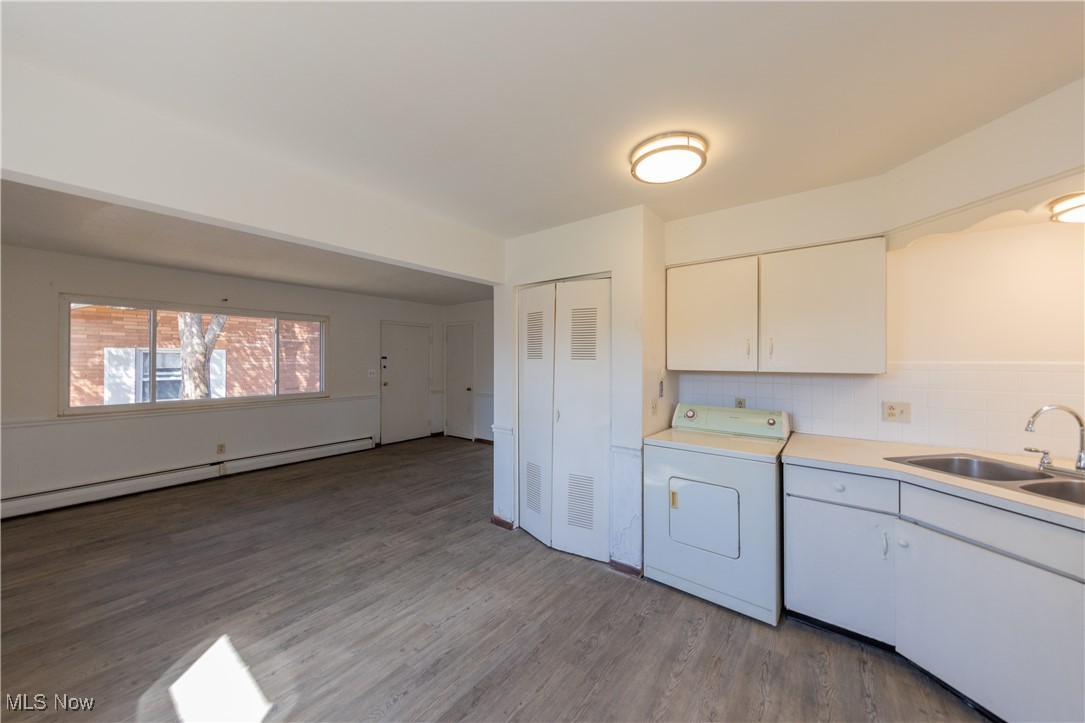 Tallmadge, Ohio 44278, United States, 2 Bedrooms Bedrooms, ,1 BathroomBathrooms,Residential,Pending,89554