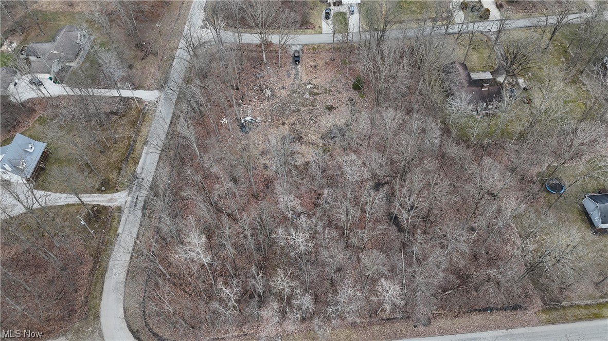 Roaming Rock Shores Sub 3 - Land