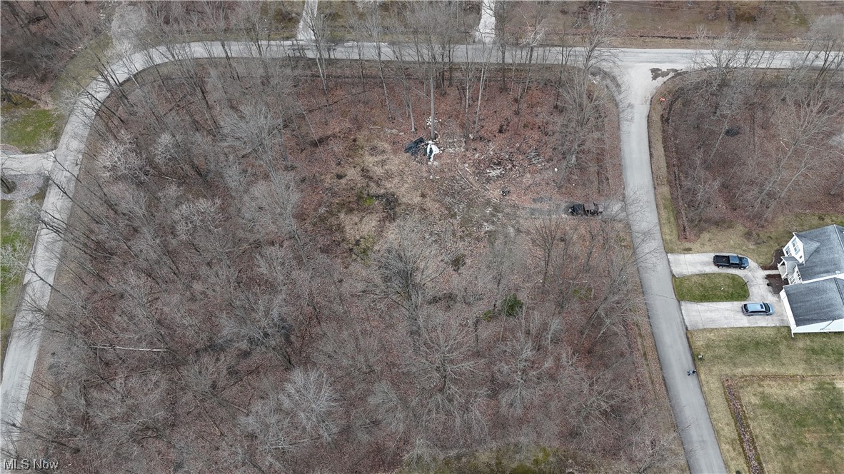 Roaming Rock Shores Sub 3 - Land