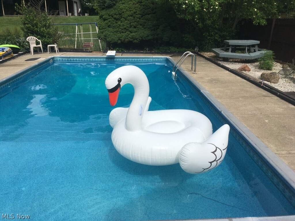 Meadow Grove - Residential