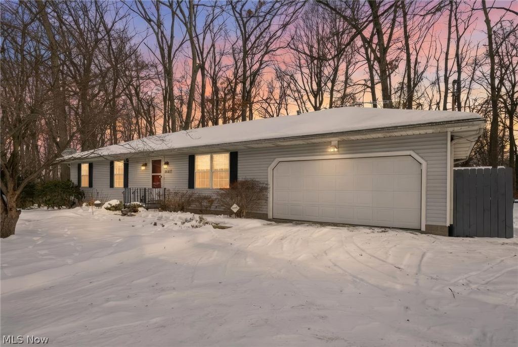 Photo of 3867 Melv Street, Barberton, OH 44203 (MLS # 5185590)