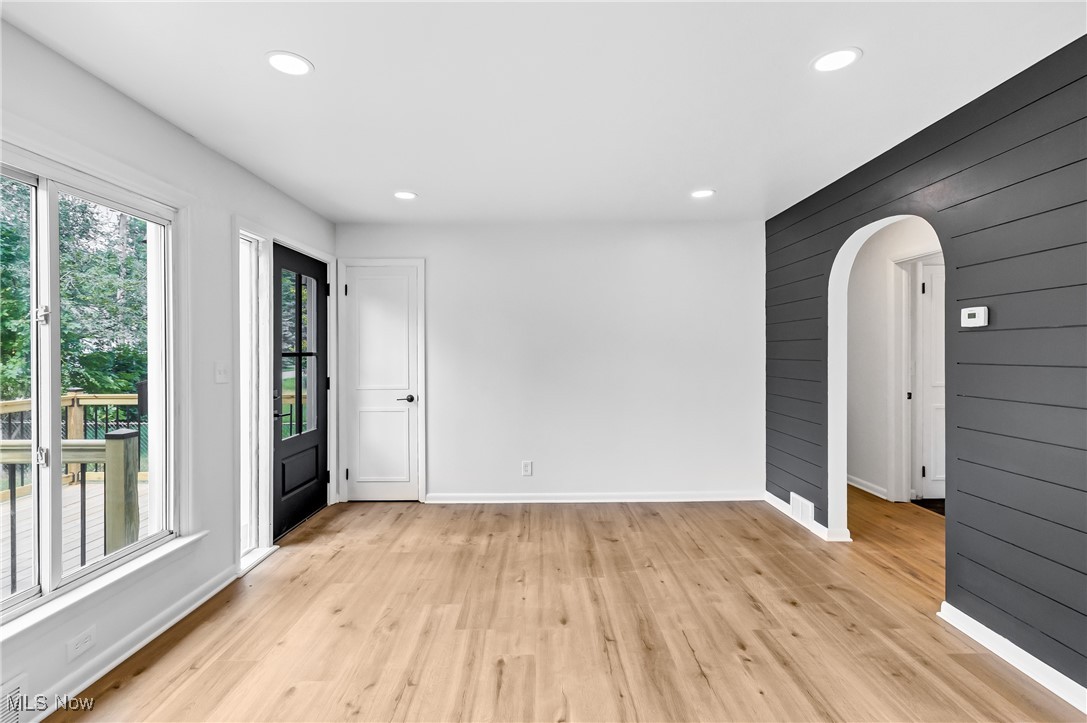 Shady Lawn - Residential