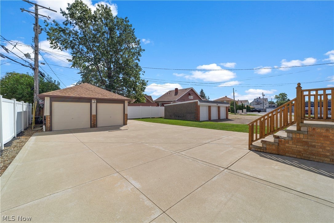 5641 Ridge Road