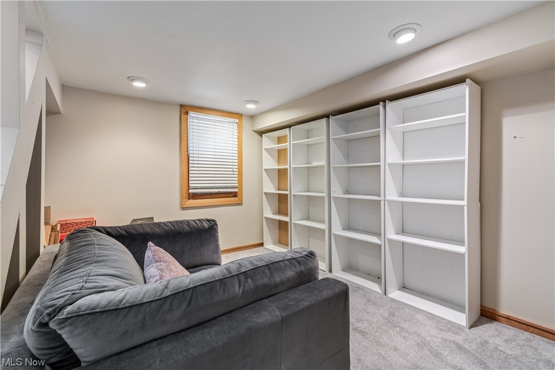 Tuxedo Gnds Allotment - Residential