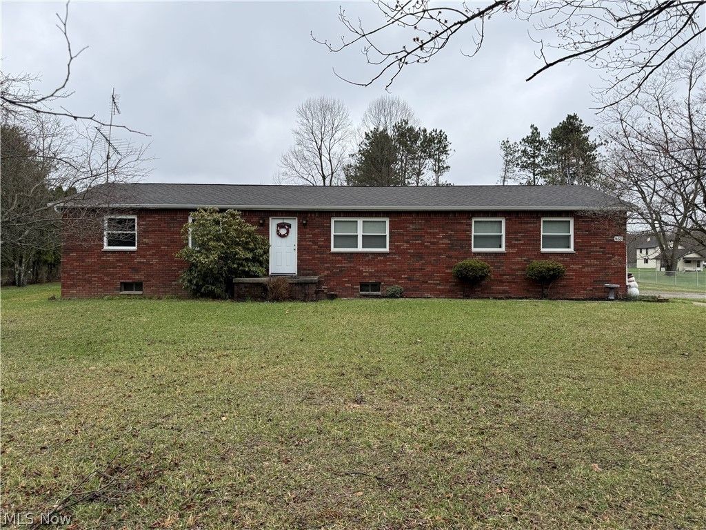 Photo of 16520 State Route 45, Wellsville, OH 43968 (MLS # 5195622)