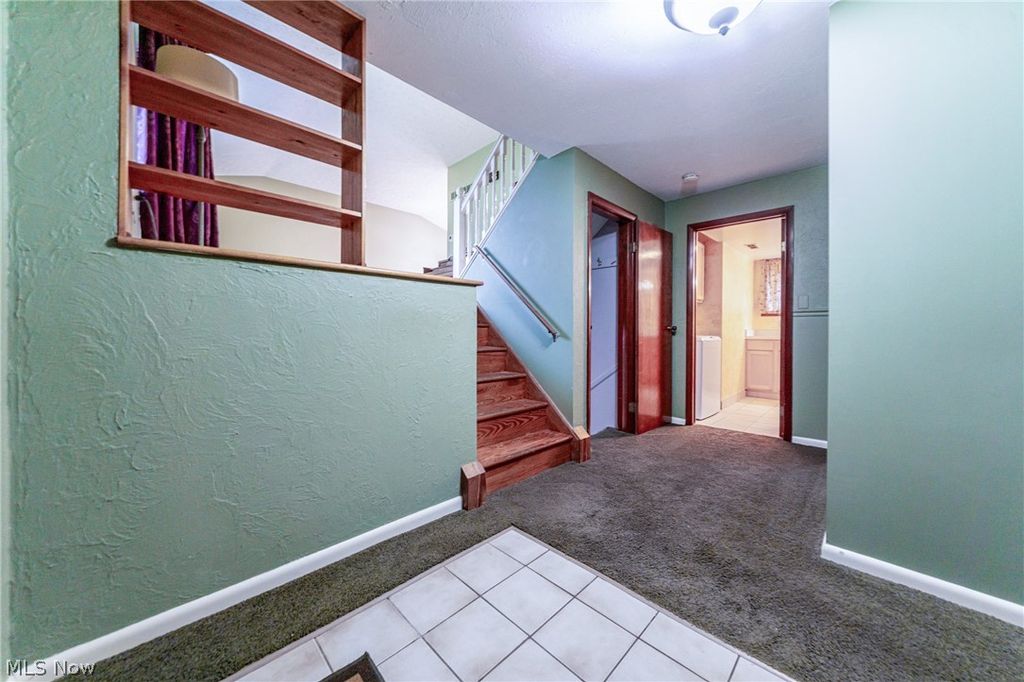 Photo of 2984 Erich Drive, Willoughby Hills, OH 44092 (MLS # 5198238)