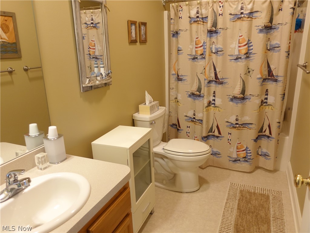 The Lakes at Franklin Mills - Residential