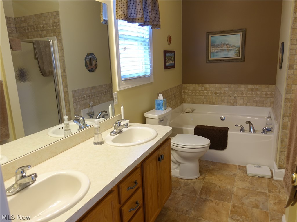 The Lakes at Franklin Mills - Residential