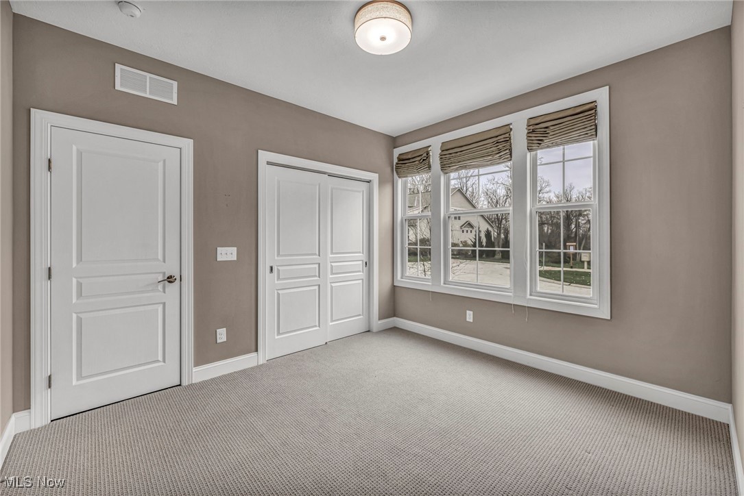 Lakes/Orange #4 - Residential