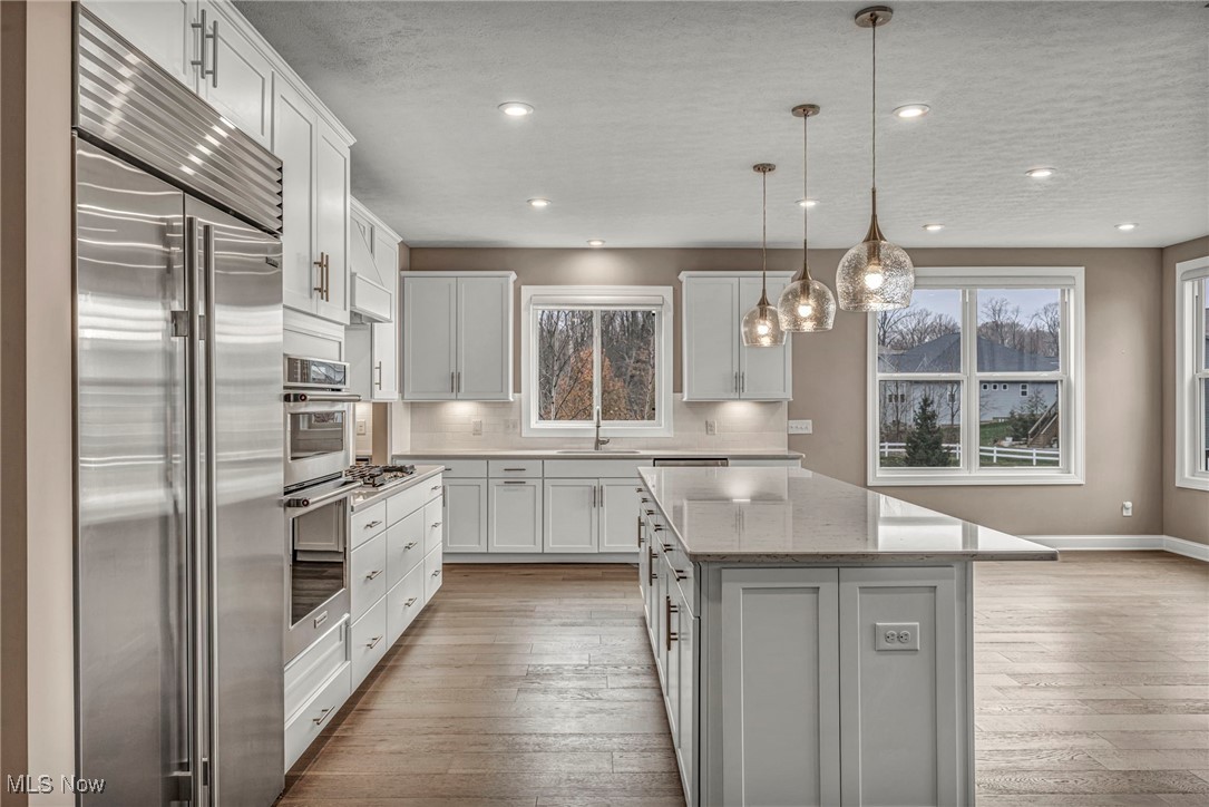 Lakes/Orange #4 - Residential