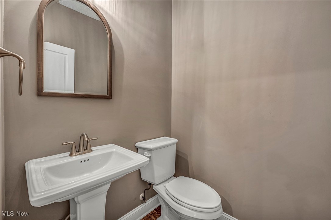 Lakes/Orange #4 - Residential