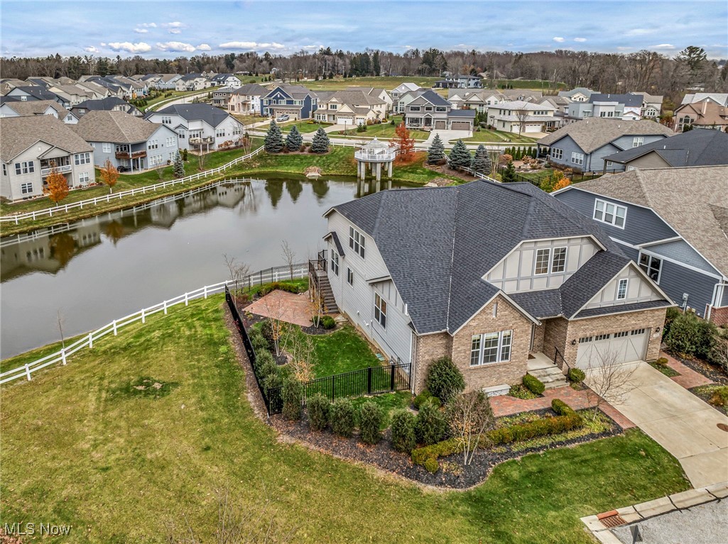 Lakes/Orange #4 - Residential