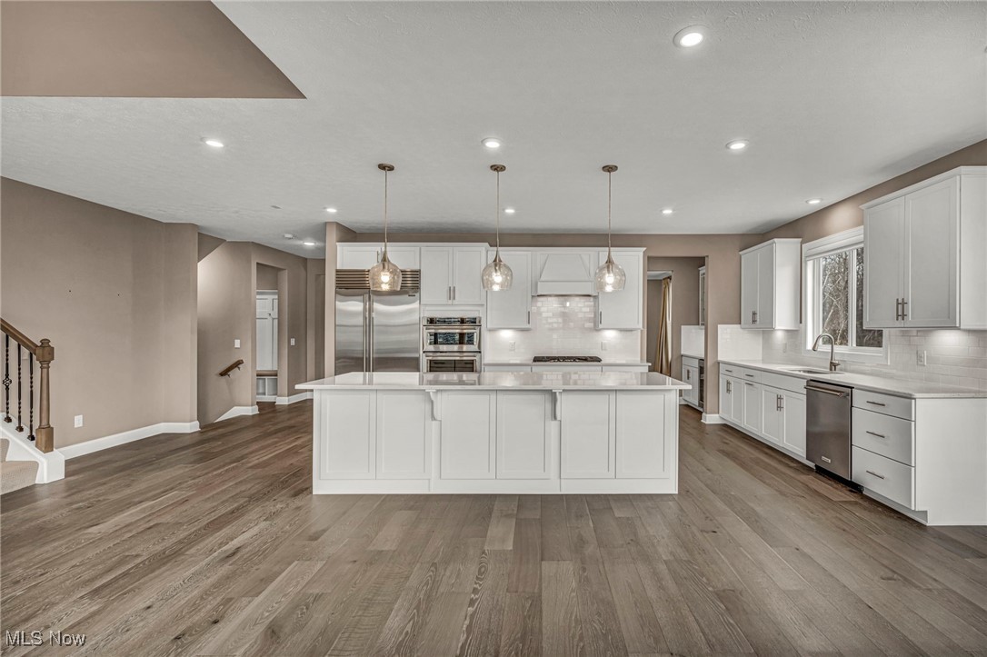 Lakes/Orange #4 - Residential