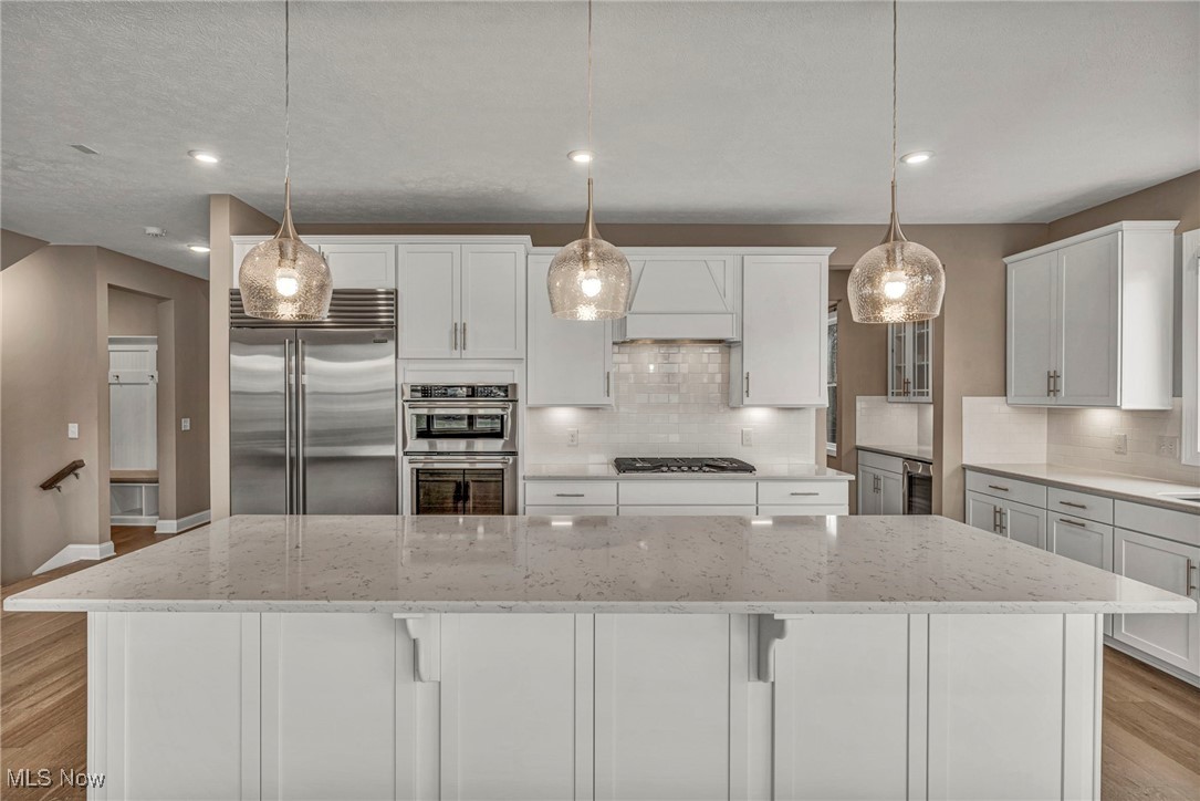 Lakes/Orange #4 - Residential