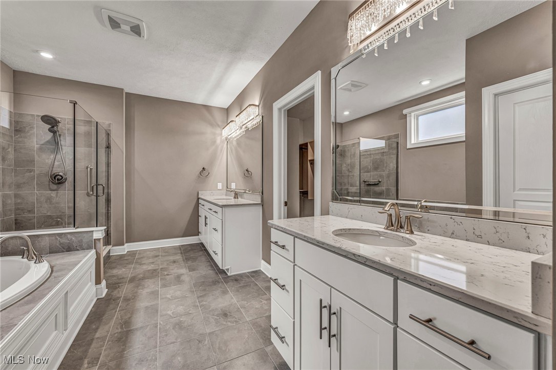 Lakes/Orange #4 - Residential