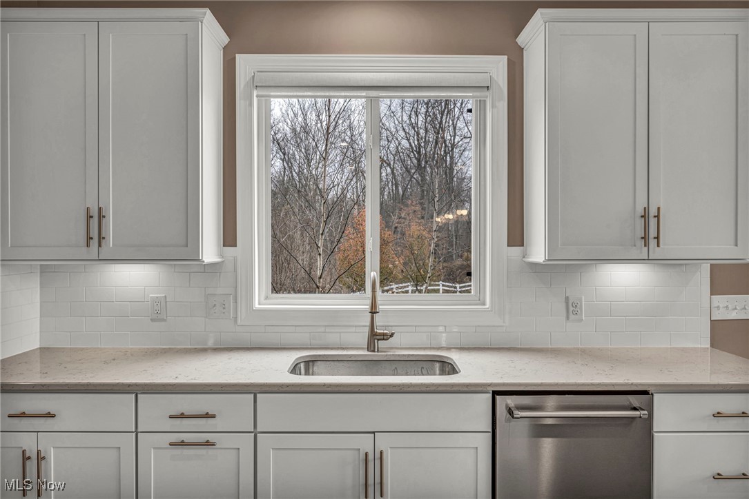 Lakes/Orange #4 - Residential