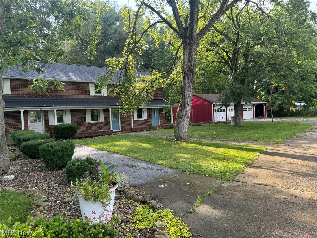 1530 Collier Road