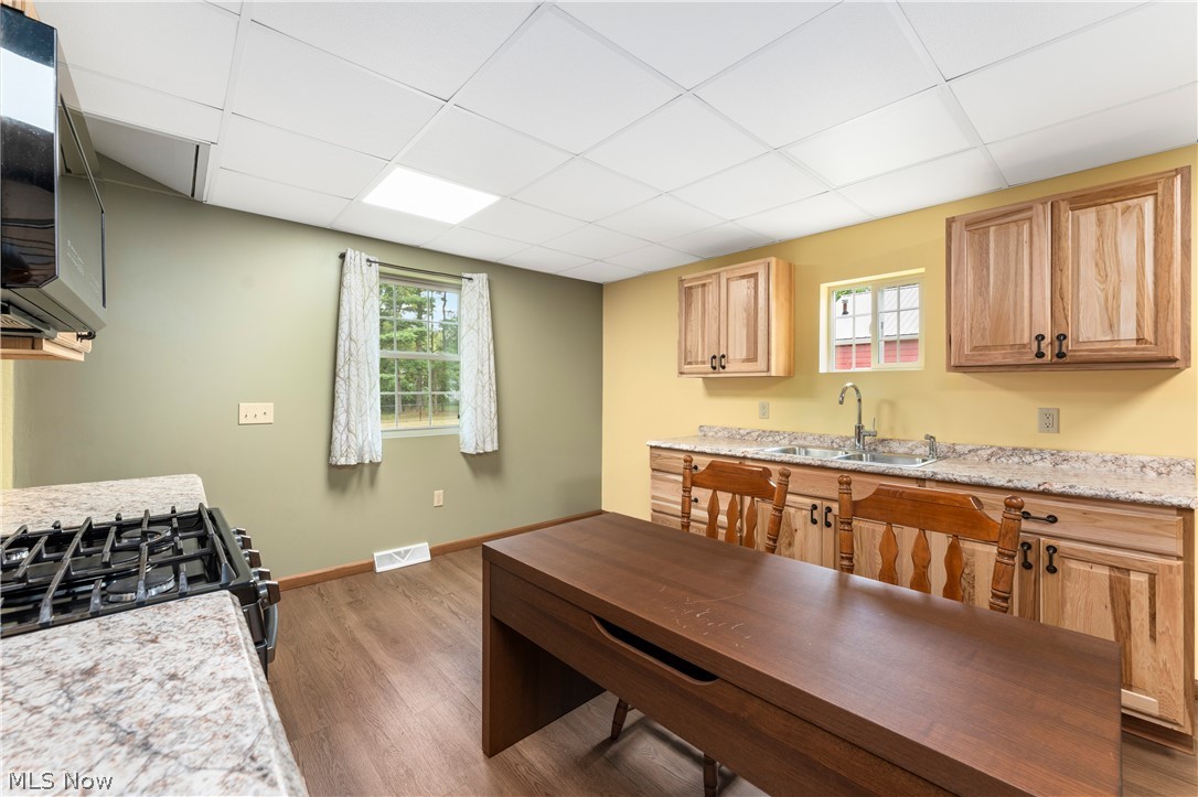 R Barnett 1 - Residential