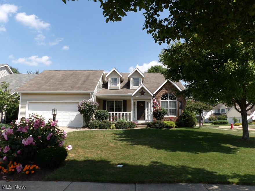 Berea beauty, 1st floor master suite w/full bath whirlpool tub, and shower, 2 lg bdrm on 2nd floor. Great size rooms. Private deck, fireplace, full basement in a very private development across from Berea High or walk to BW.