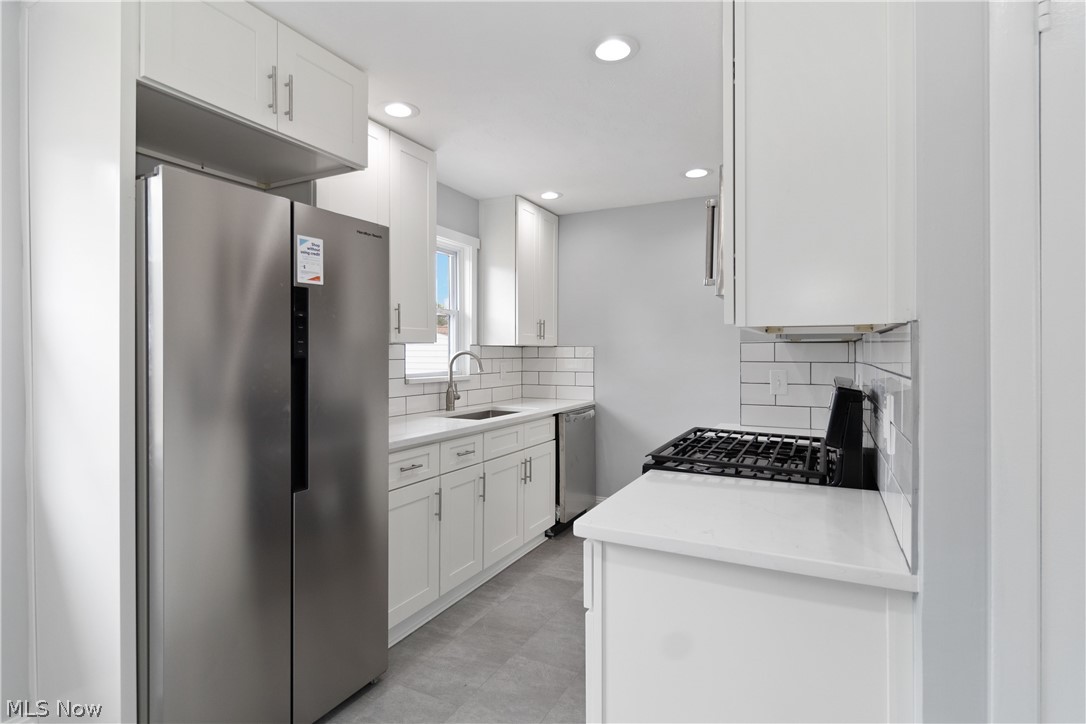 Alex Fodor Estates 02 - Residential