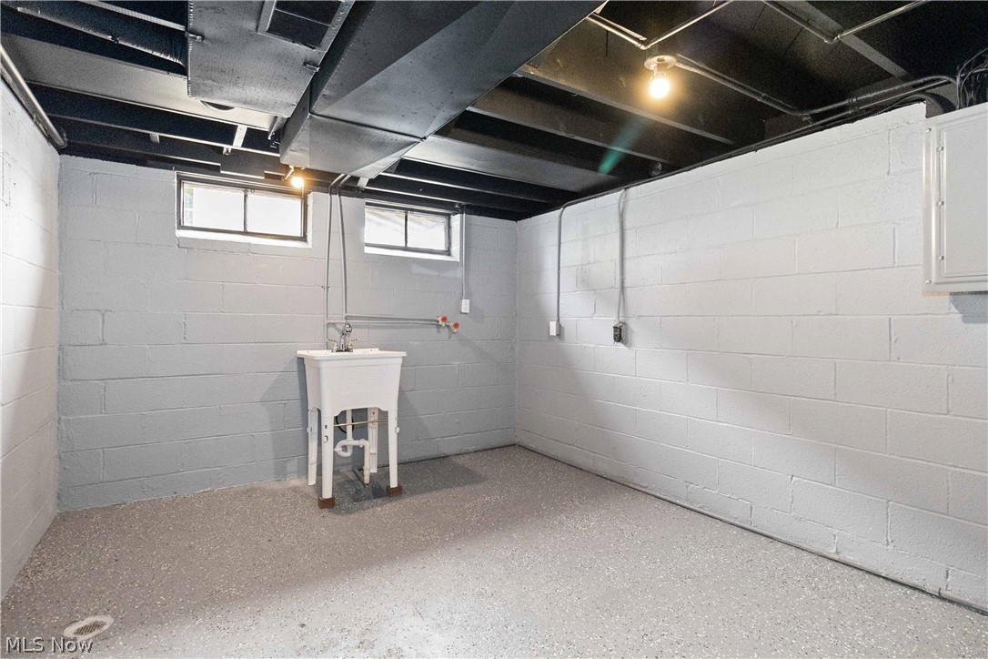 Alex Fodor Estates 02 - Residential