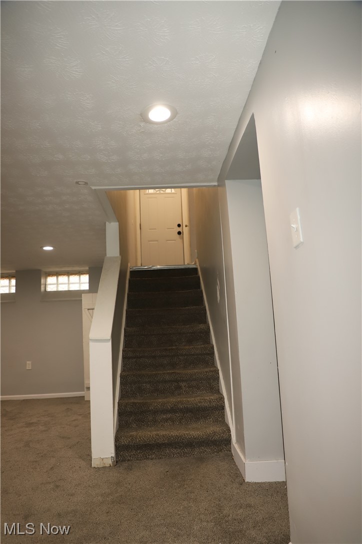 Laura M Stewarts - Residential