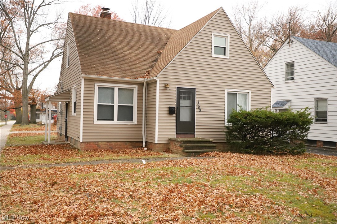 Laura M Stewarts - Residential