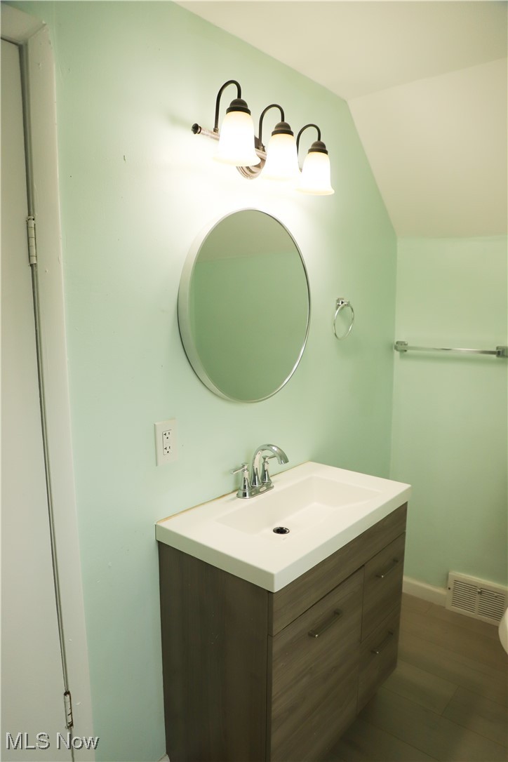 Laura M Stewarts - Residential