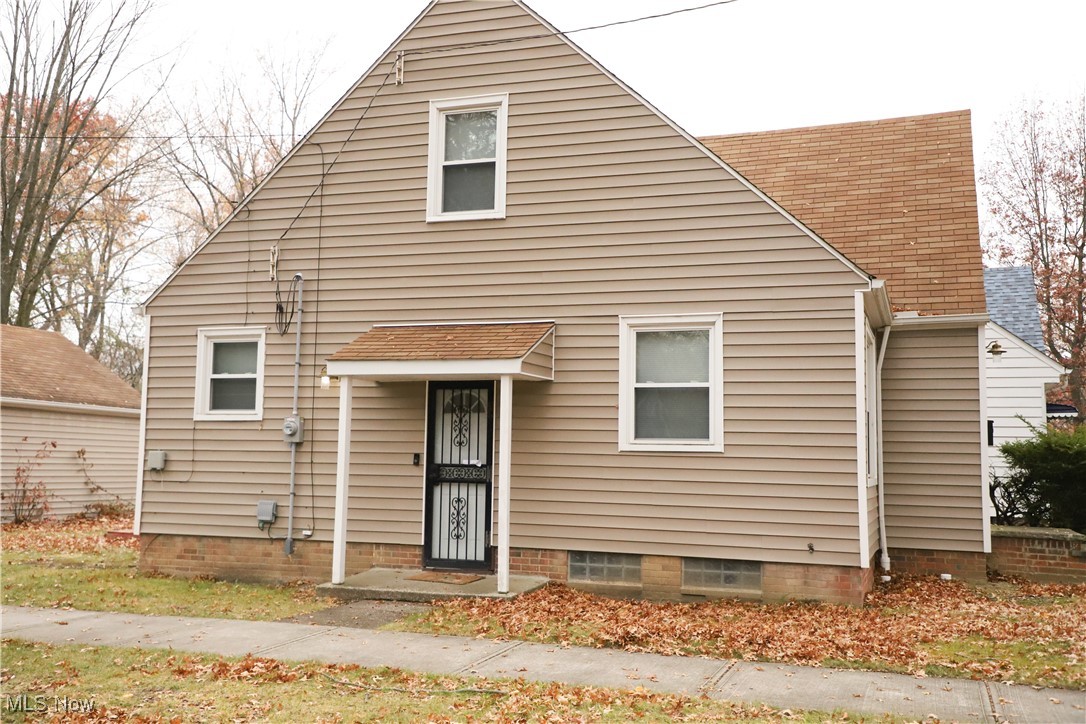 Laura M Stewarts - Residential