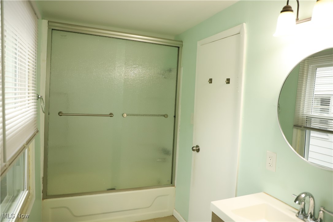 Laura M Stewarts - Residential