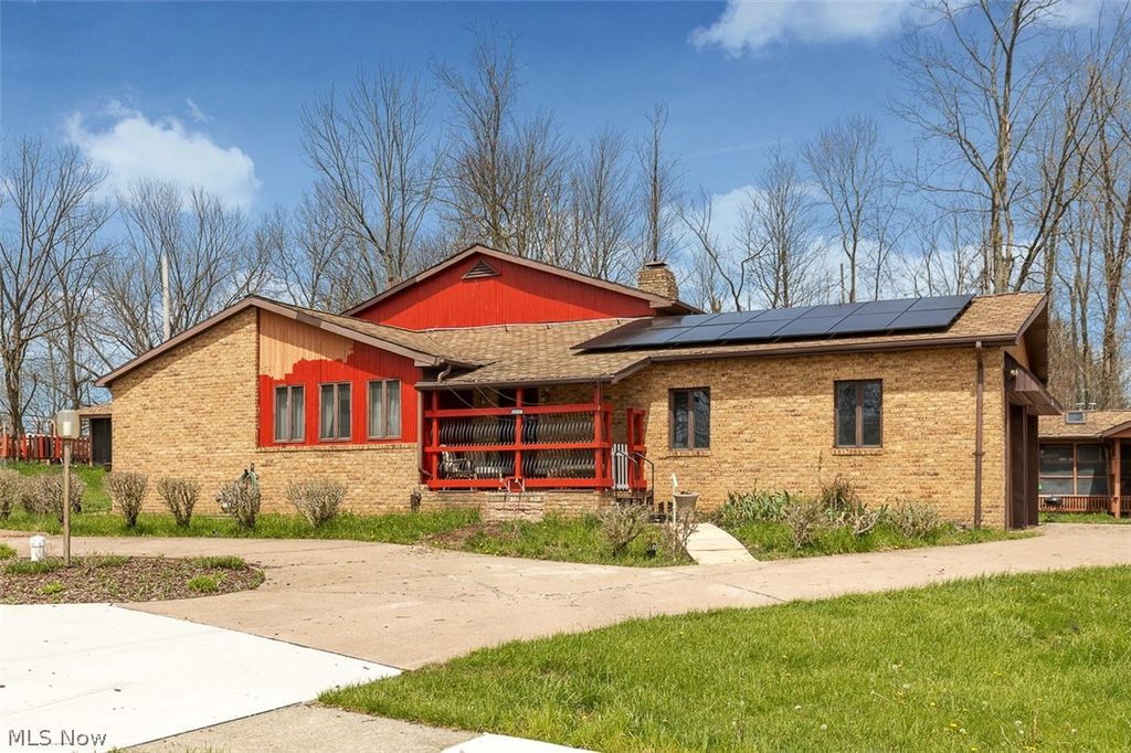 Photo of 6012 S Perkins Road, Bedford Heights, OH 44146 (MLS # 5205362)