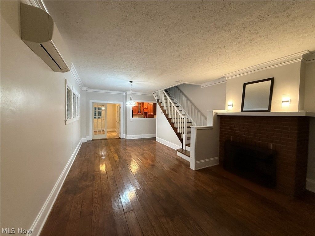 Photo of 10806 Clifton Boulevard #West, Cleveland, OH 44102 (MLS # 5208821)